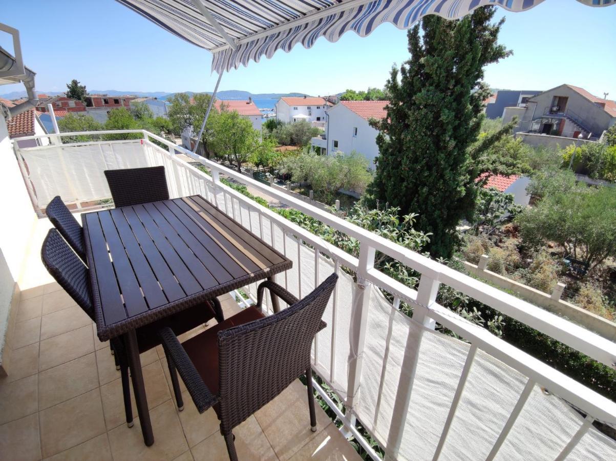 Apartments Vodice Srima ภายนอก รูปภาพ